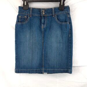 Old Navy Jean Skirt Size 2 Zip/Button Slit Pockets Waist 26 in Length 19 in